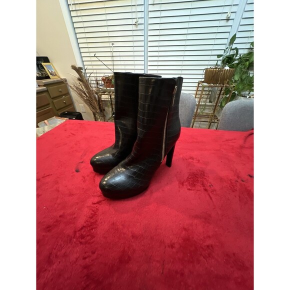 Size 8M Guess Crocodile Snake Skin Side zip high Reptile Effect Heeled boots - Picture 11 of 13